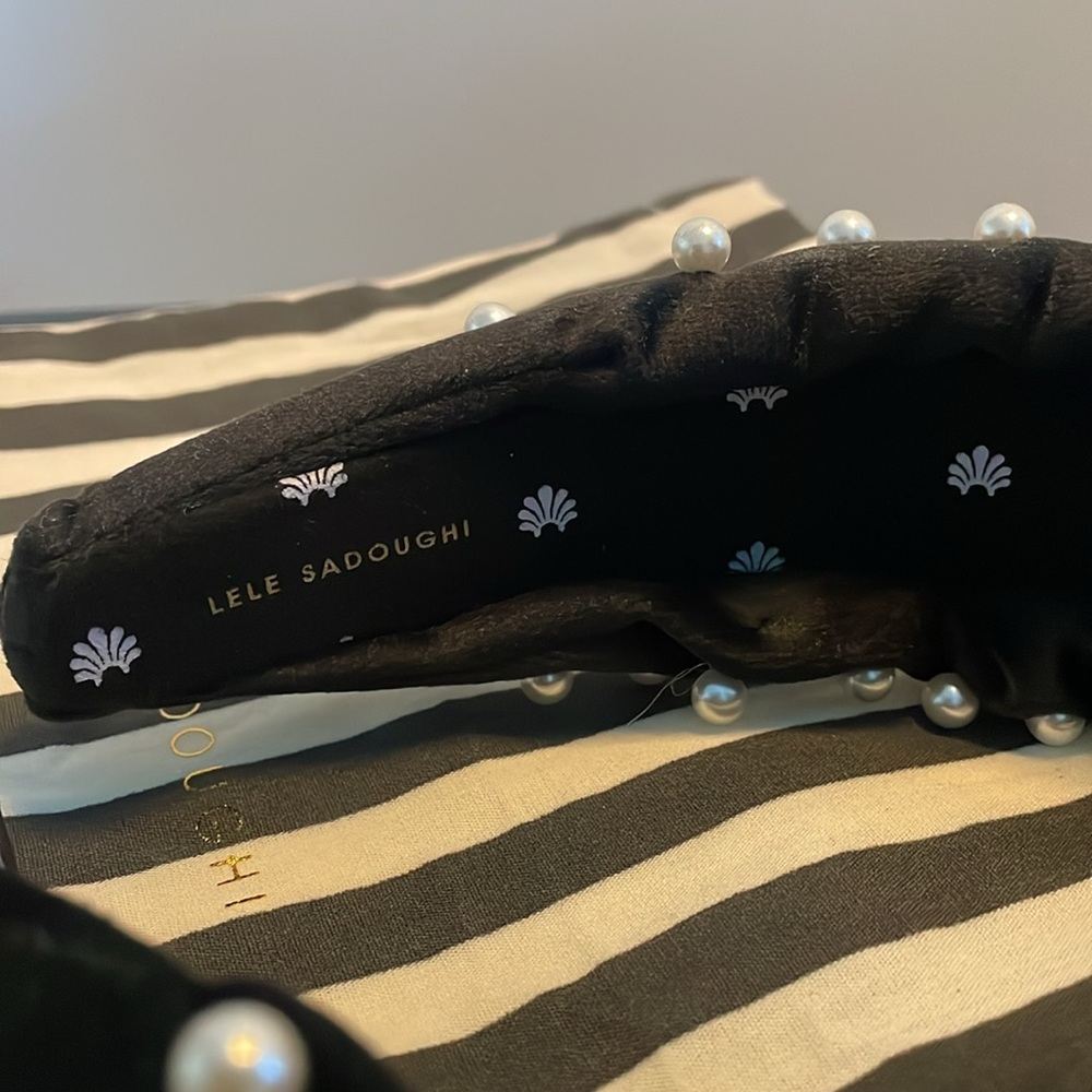 New-LELE SADOUGHI VELVET PEARL KNOTTED HEADBAND ($150 value) - Picture 11 of 16
